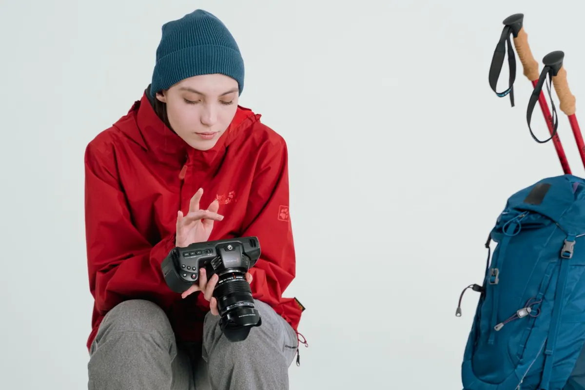 Five Common Mistakes Beginners Make in Street Photography and How to Fix Them