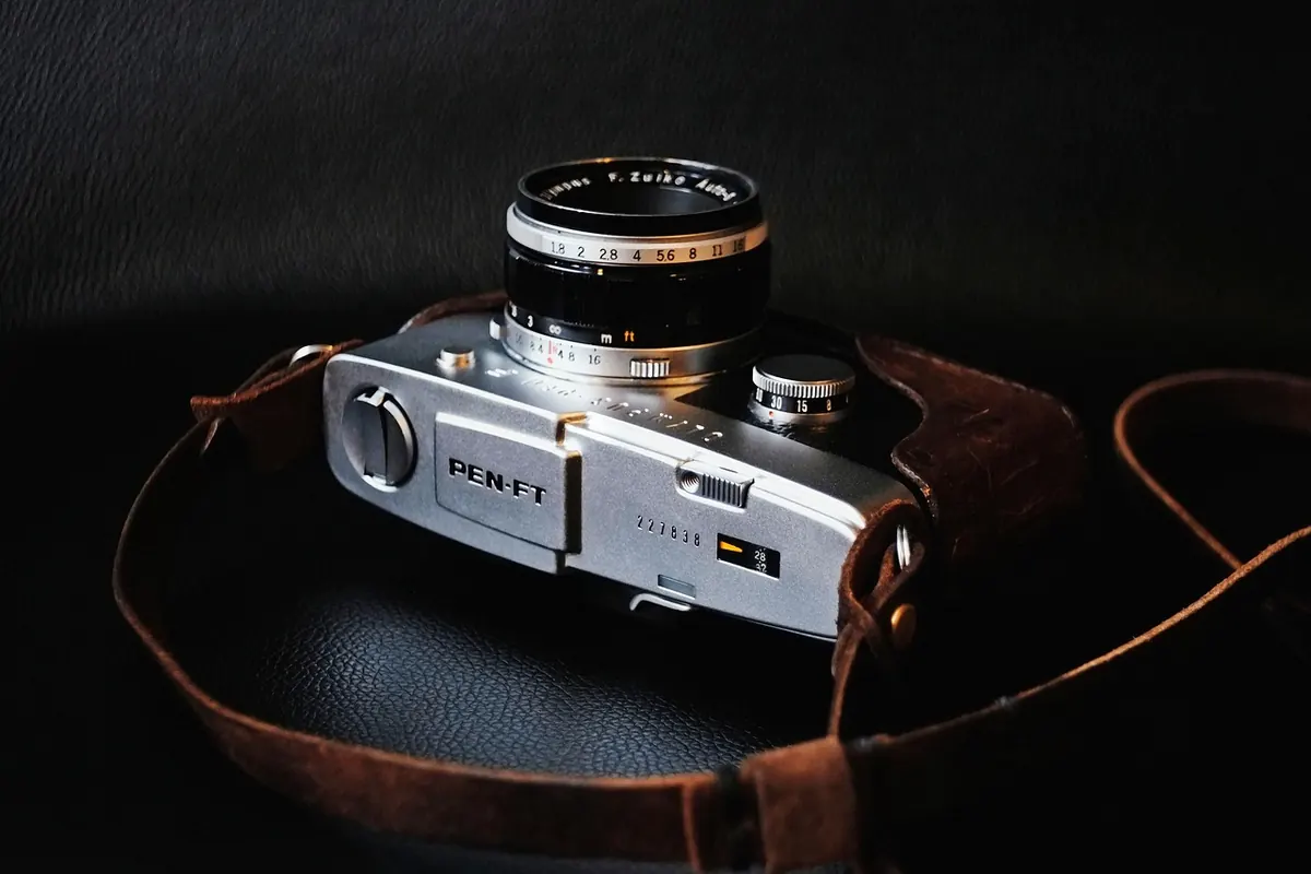 The Exposure Triangle for Street Photography: A Simple Explainer for Ashford Shooters